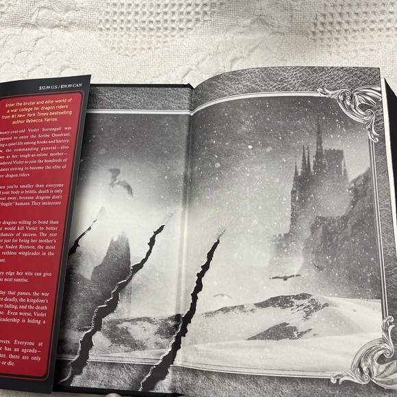 Fourth Wing First Edition Exclusive Holiday Edition Xaden Bonus Chapter Book - Picture 4 of 10